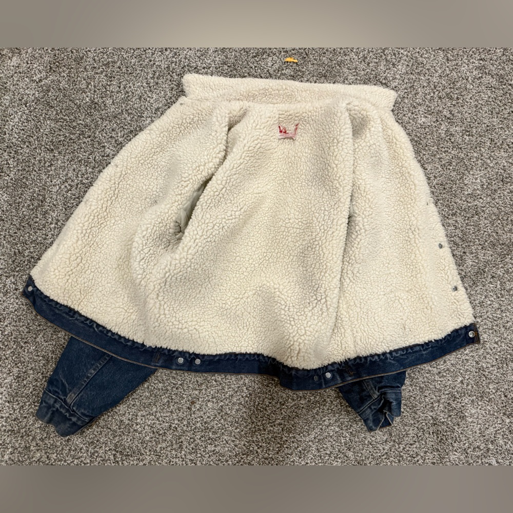 Vintage Levi's Sherpa lined Jean jacket - Picture 7 of 12